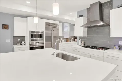 31 S Oneida Court Denver CO 80230