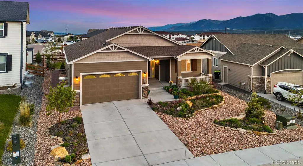 1067 Parkline Lane Monument CO 80132