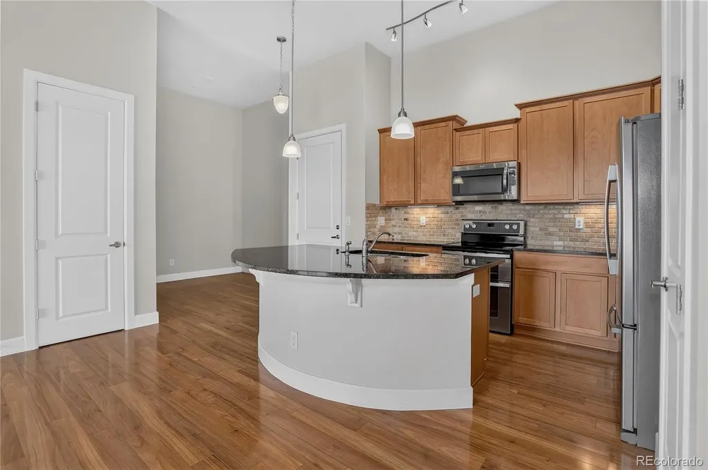 301 Inverness Way Englewood CO 80112