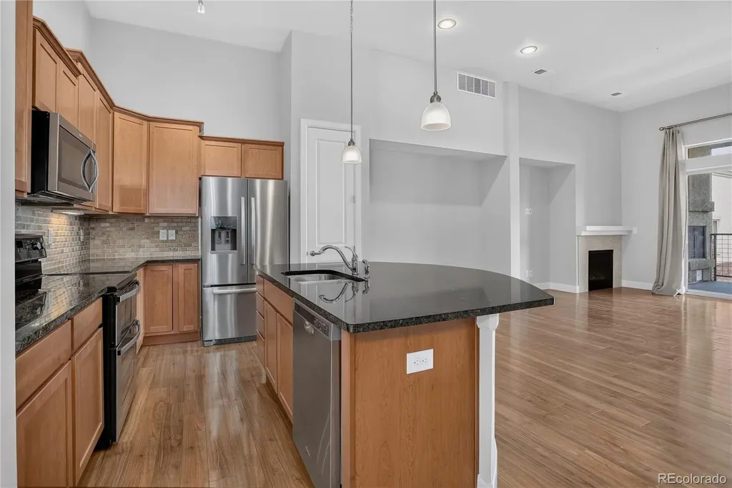 301 Inverness Way Englewood CO 80112