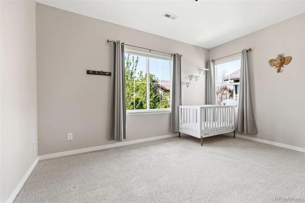 6175 S Paris Street Englewood CO 80111