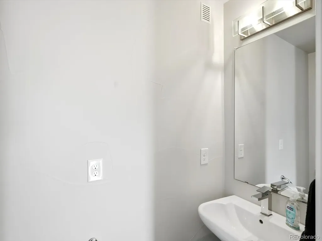 2190 S Birch Street Denver CO 80222