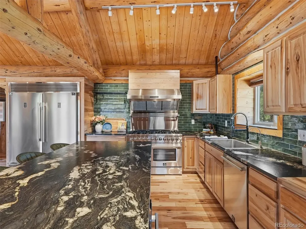 23231 Maricopa Road Indian Hills CO 80454
