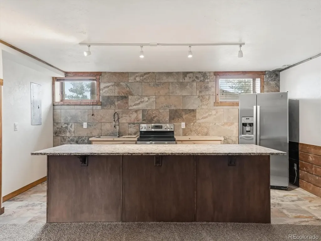 23231 Maricopa Road Indian Hills CO 80454