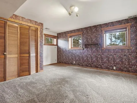 23231 Maricopa Road Indian Hills CO 80454