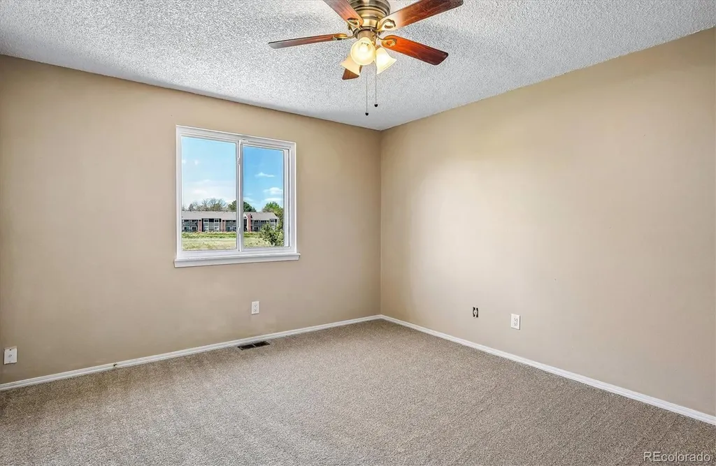 661 S Jasper Street Aurora CO 80017