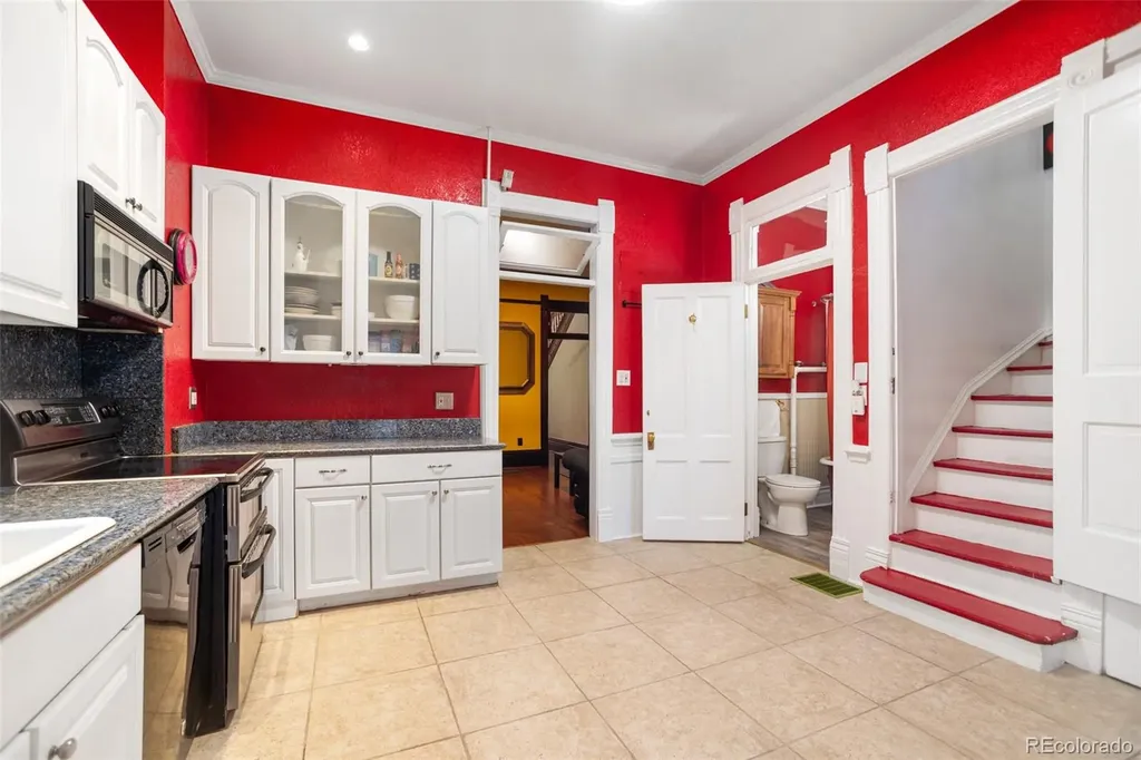 2623 Stout Street Denver CO 80205