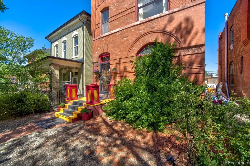 2623 Stout Street Denver CO 80205