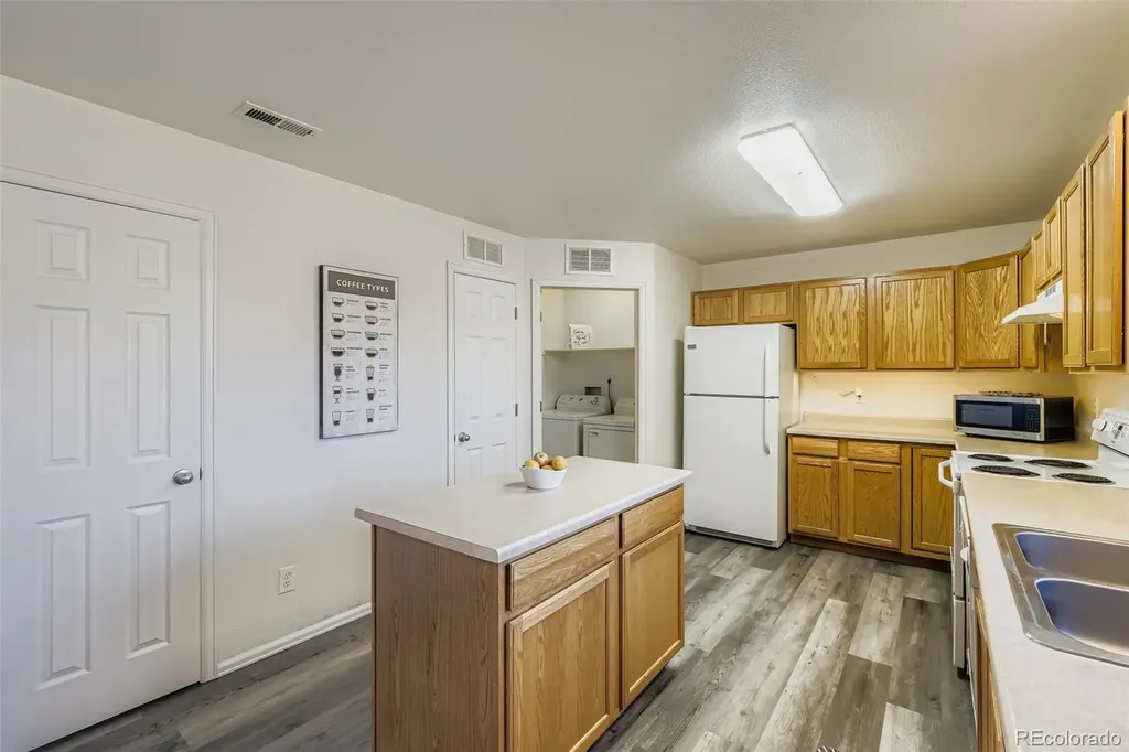 283 Ellers Grove Colorado Springs CO 80916