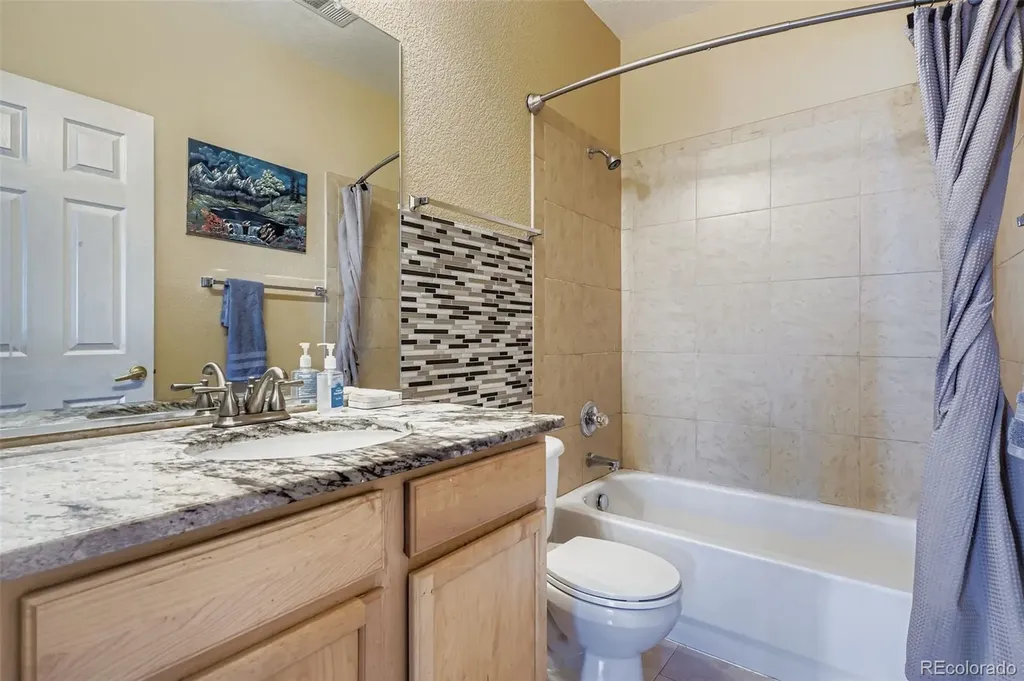 22560 E Ontario Drive Aurora CO 80016