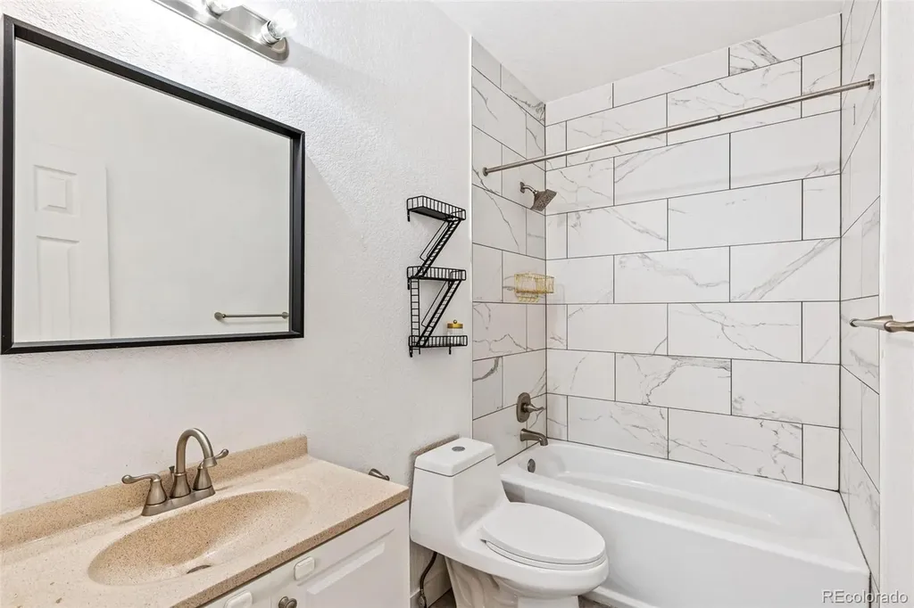2535 N Gilpin Street Denver CO 80205