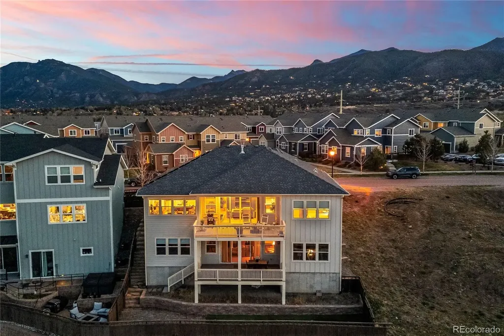 454 Eclipse Drive Colorado Springs CO 80905