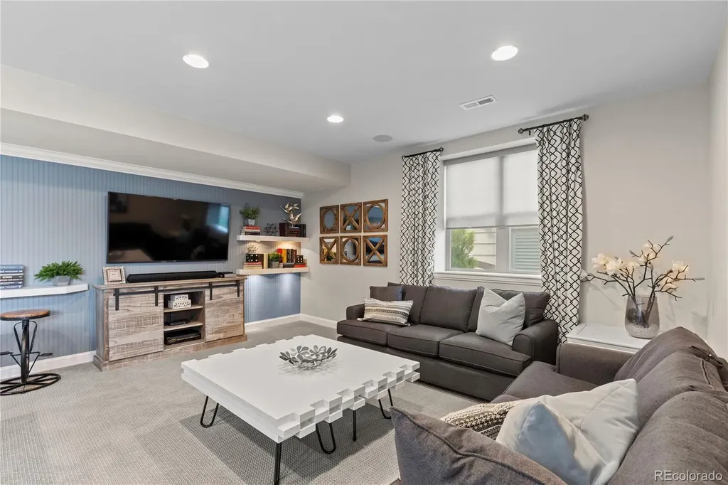 485 Meadowleaf Lane Highlands Ranch CO 80126