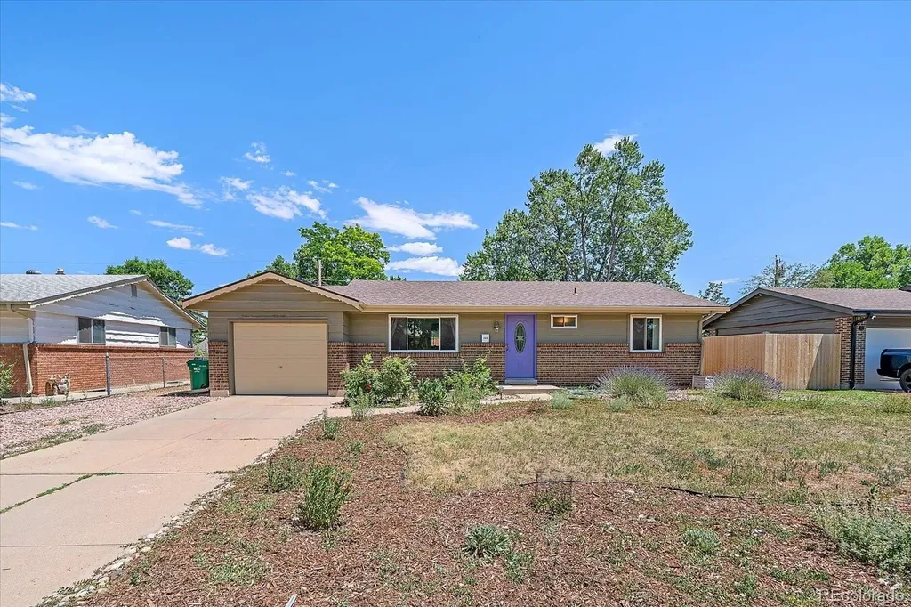 1654 S Endicott Street Denver CO 80232