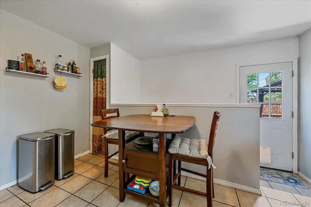1654 S Endicott Street Denver CO 80232