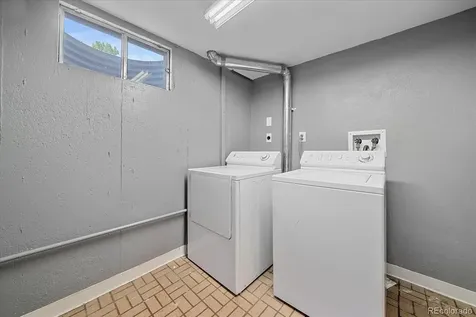 1654 S Endicott Street Denver CO 80232