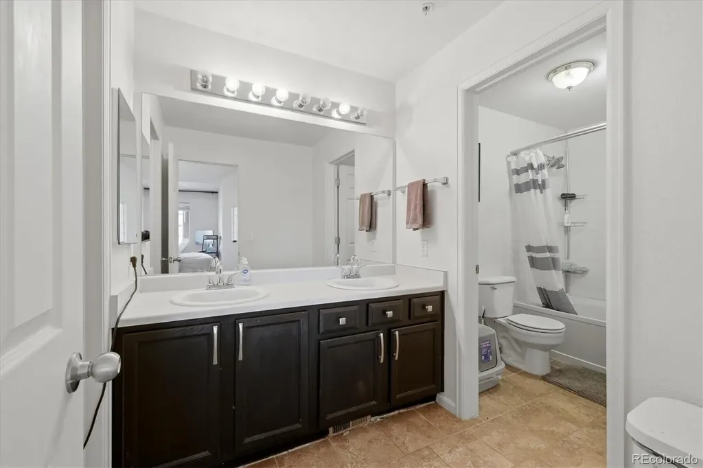 1509 S Florence Court Aurora CO 80247