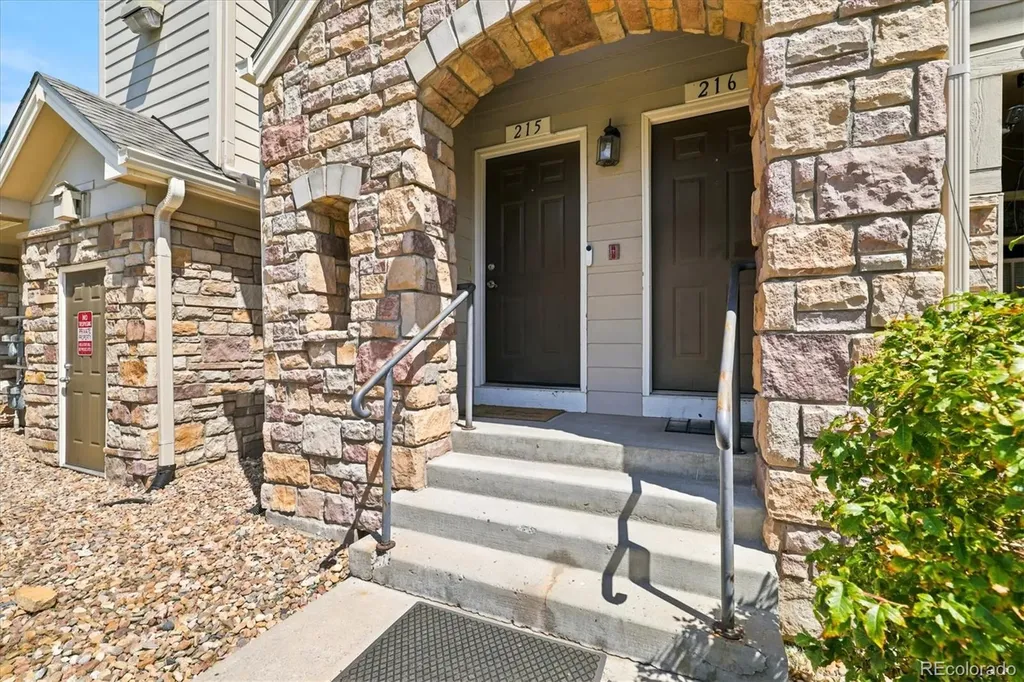 1509 S Florence Court Aurora CO 80247