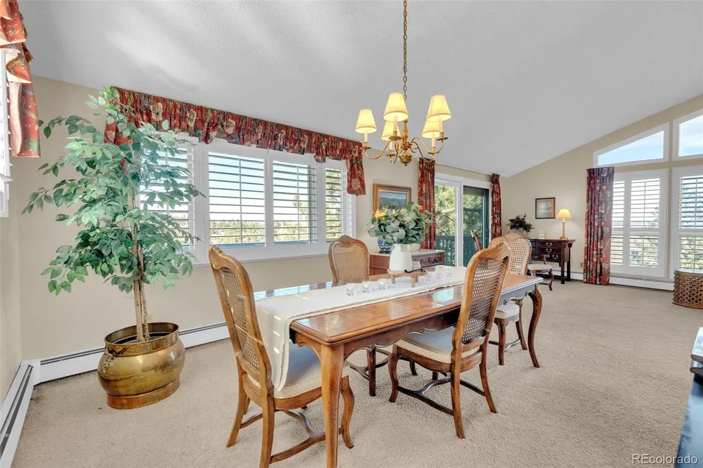 7116 Fox Circle Larkspur CO 80118