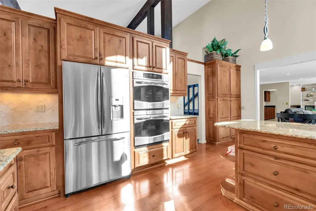 7116 Fox Circle Larkspur CO 80118