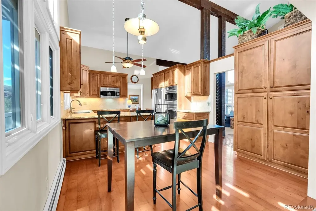7116 Fox Circle Larkspur CO 80118
