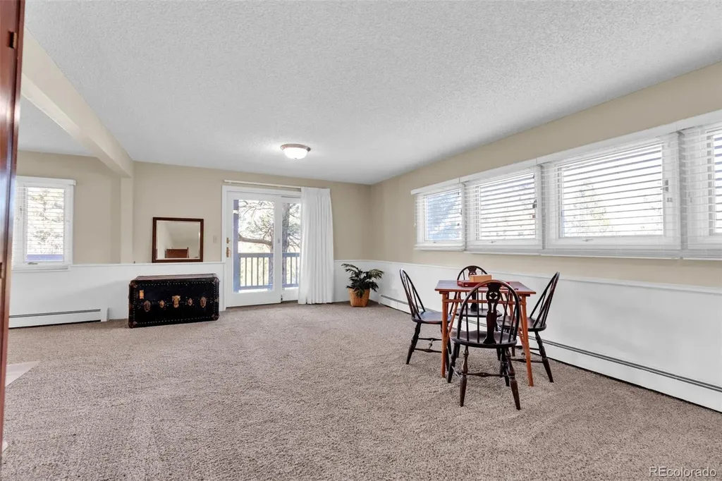 7116 Fox Circle Larkspur CO 80118