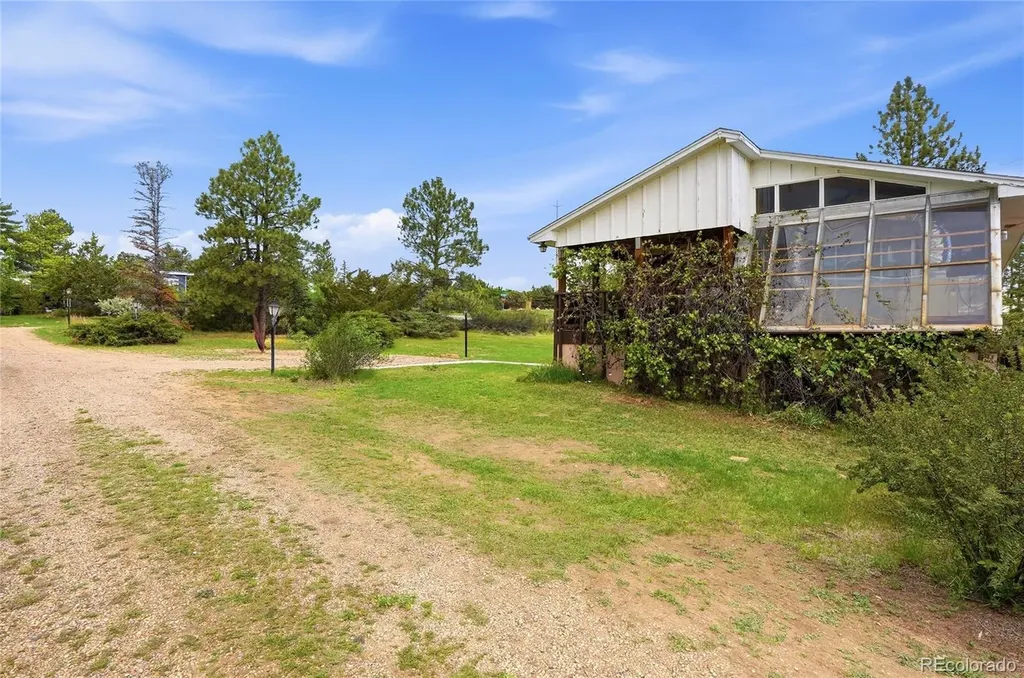 832 Fox Hill Court Boulder CO 80303