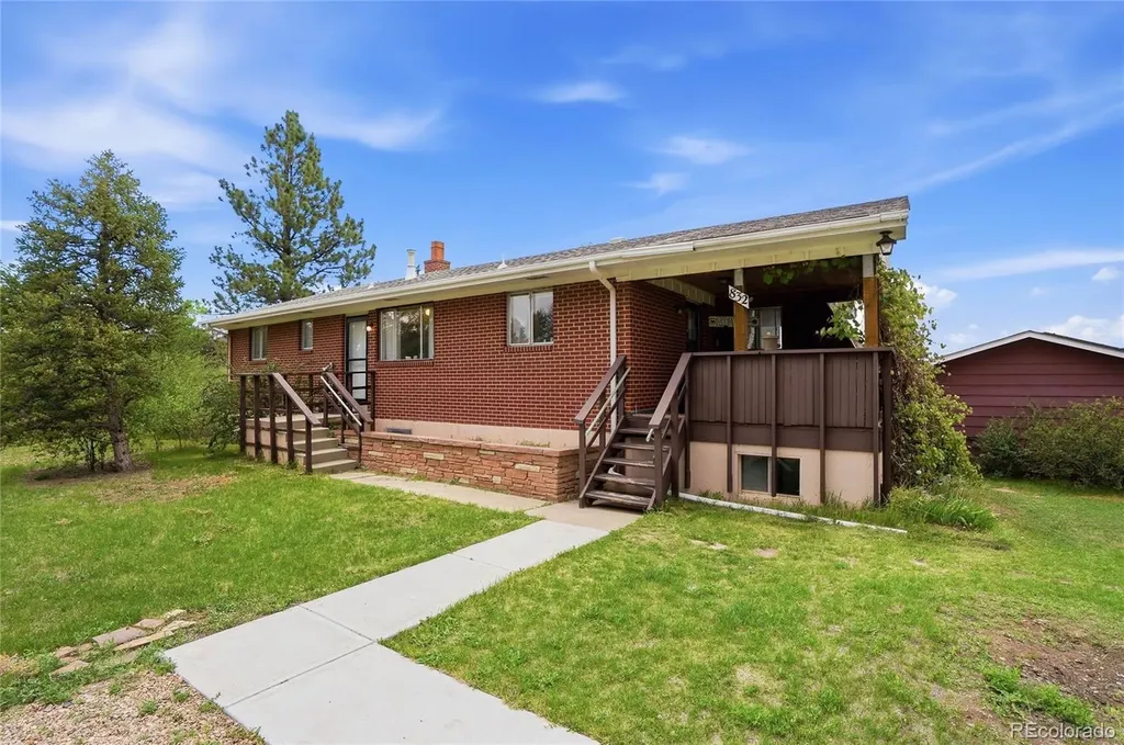 832 Fox Hill Court Boulder CO 80303