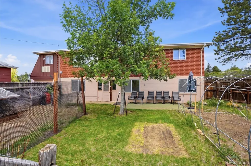 832 Fox Hill Court Boulder CO 80303