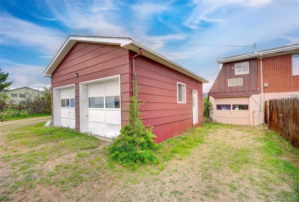 832 Fox Hill Court Boulder CO 80303