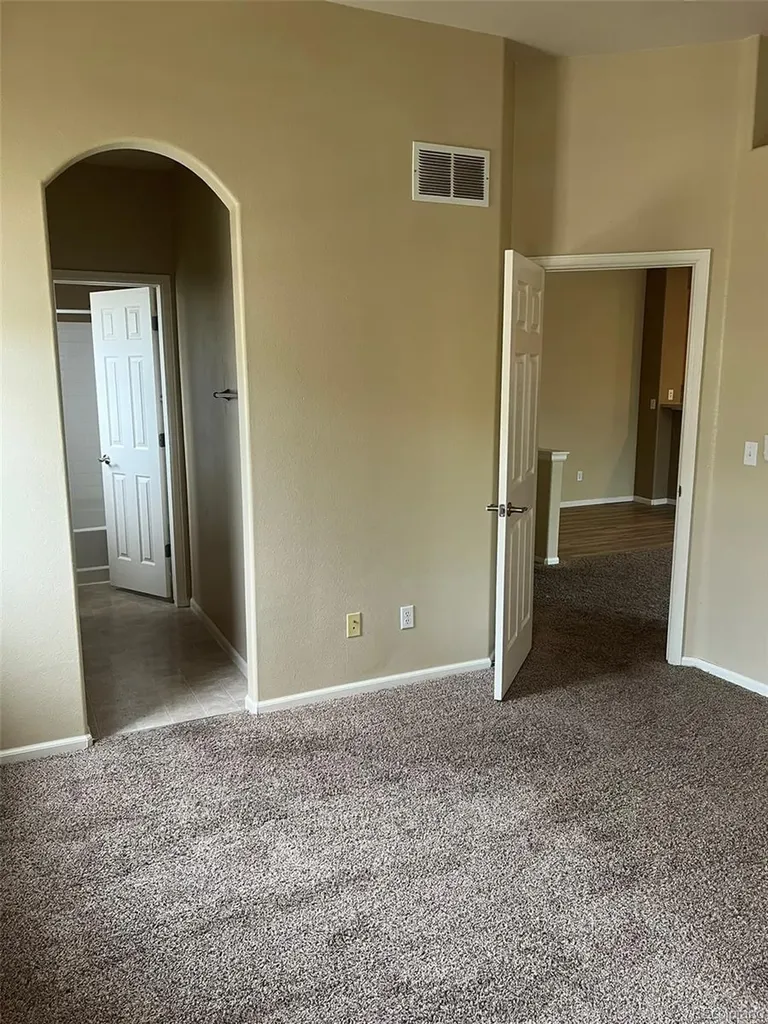 220 Granby Way Aurora CO 80011