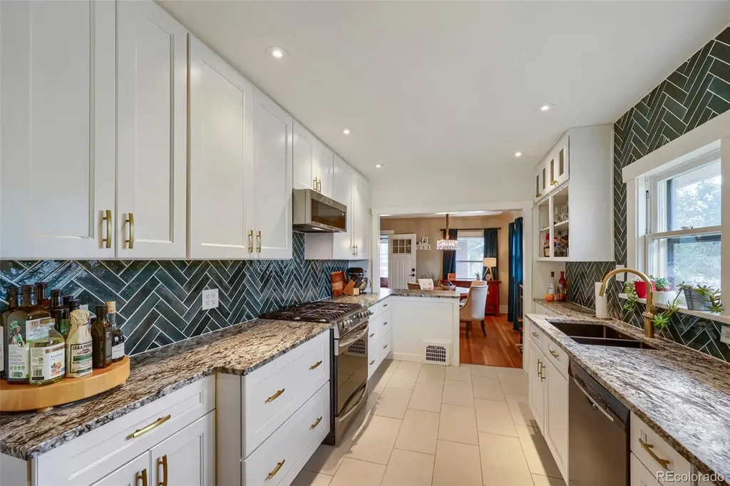 3505 N Steele Street Denver CO 80205