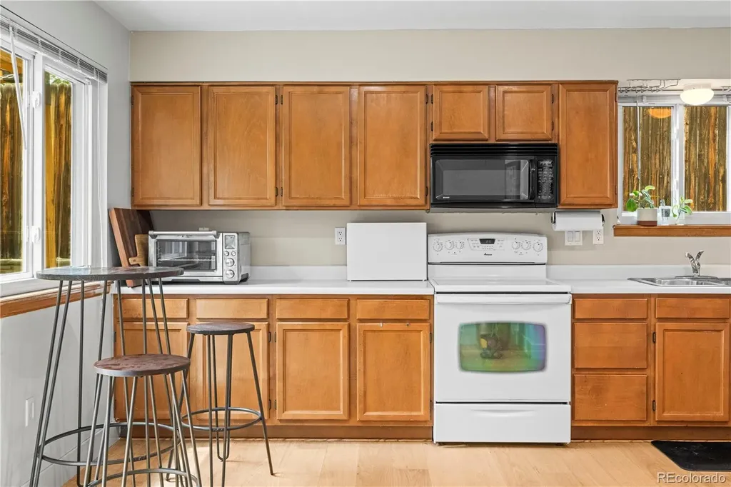 3733 W Union Avenue Denver CO 80236