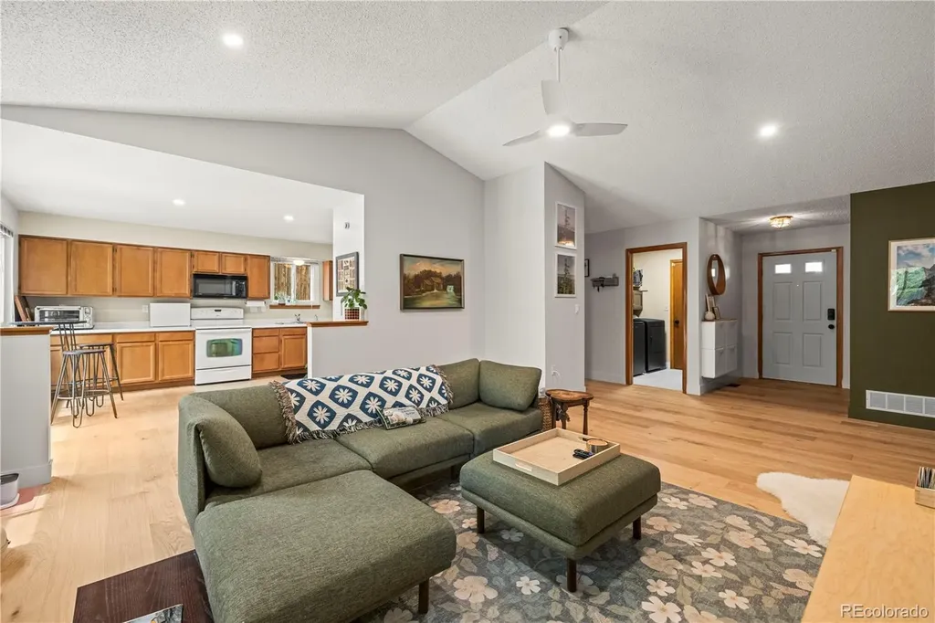 3733 W Union Avenue Denver CO 80236