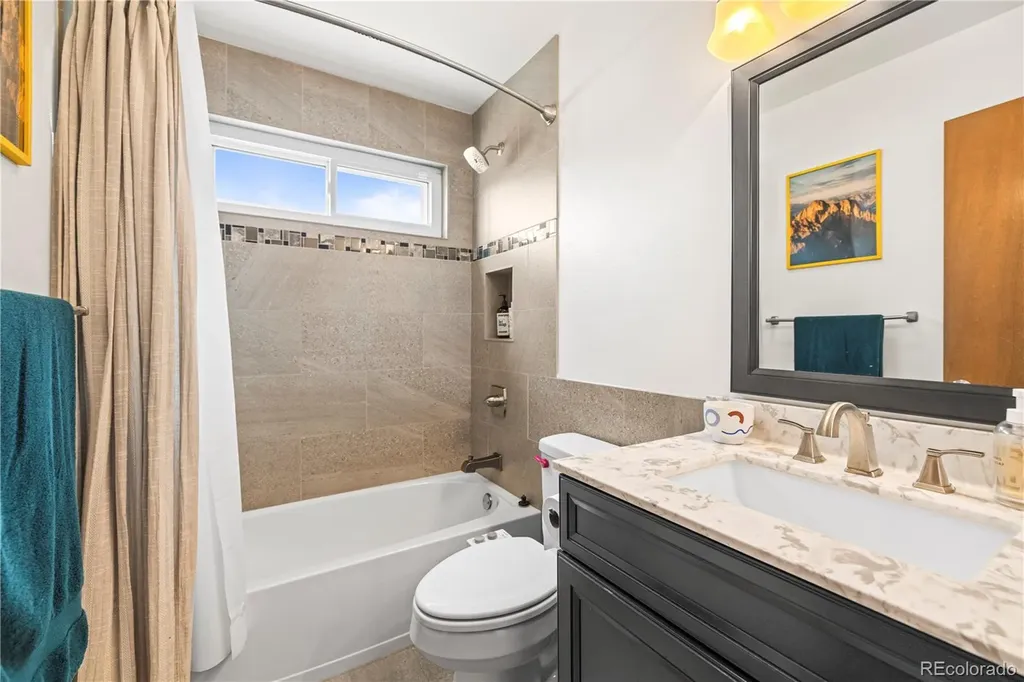 3733 W Union Avenue Denver CO 80236