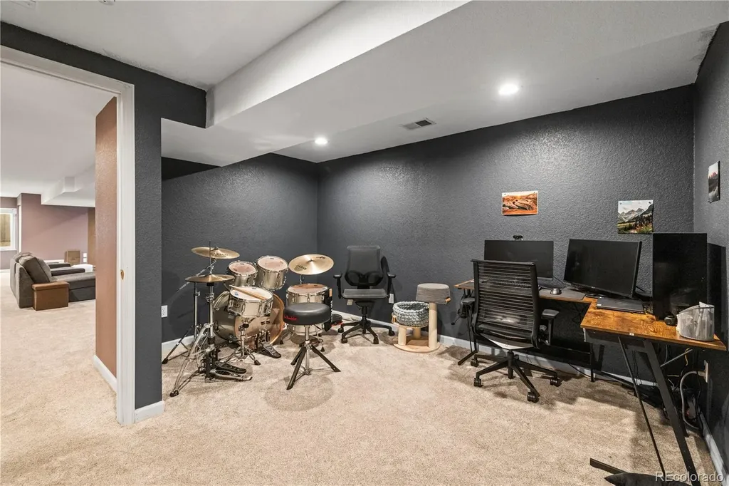 3733 W Union Avenue Denver CO 80236