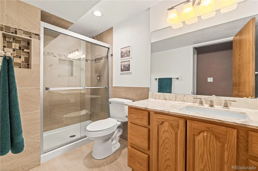 3733 W Union Avenue Denver CO 80236