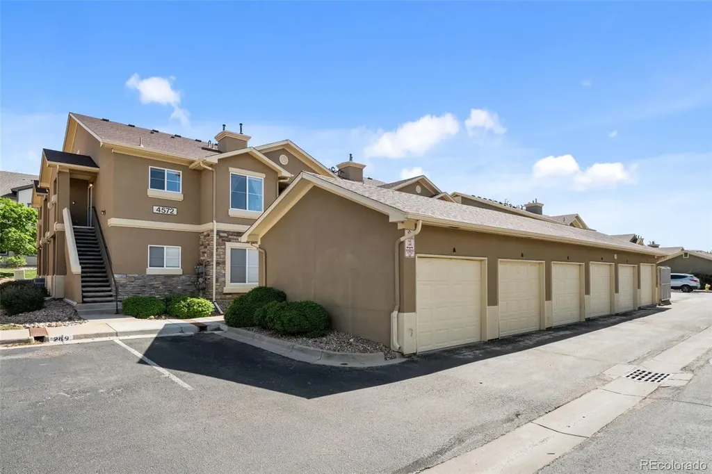 4572 Copeland Loop Littleton CO 80126