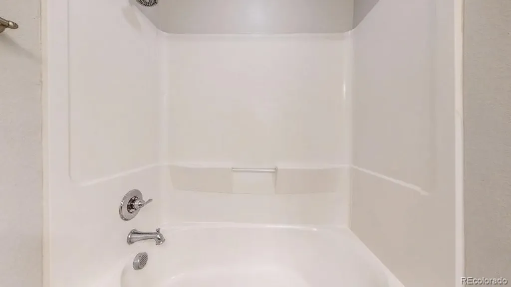 2671 Sable Boulevard Aurora CO 80011