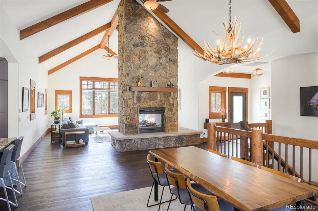 1725 Falcon Drive Silverthorne CO 80498