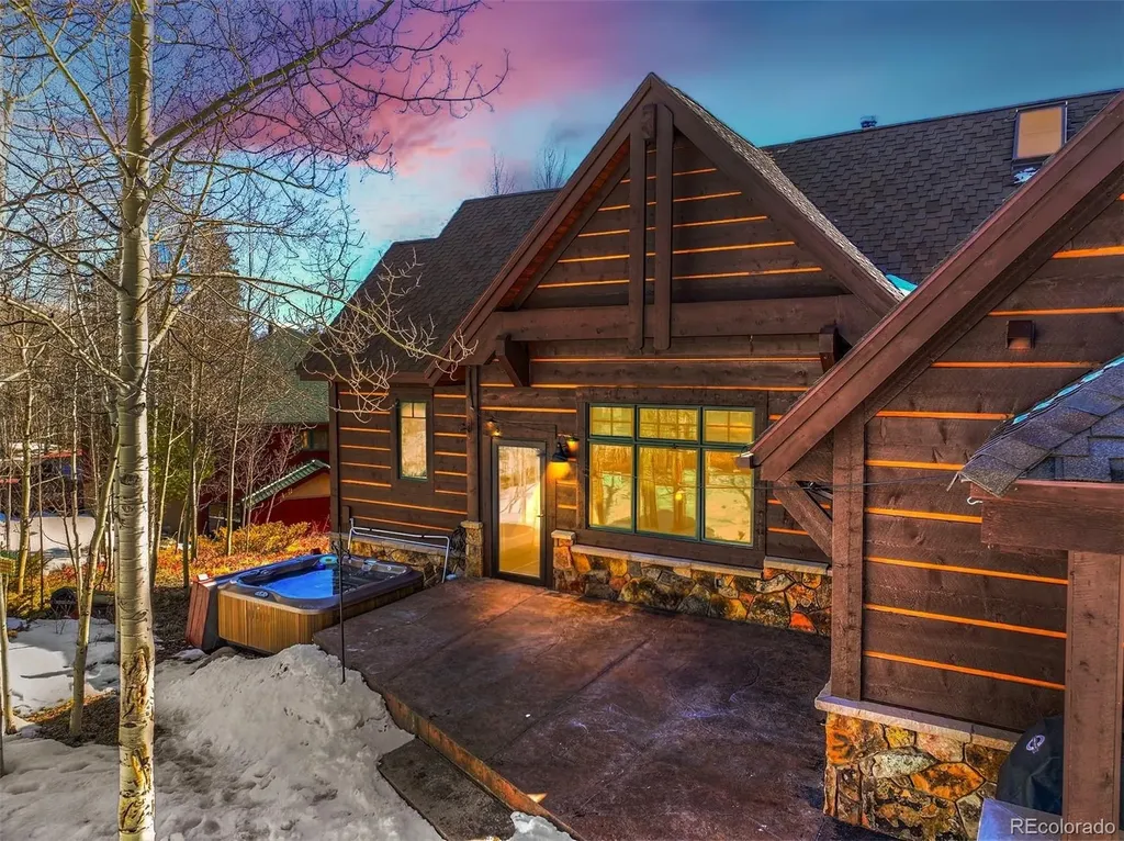 1725 Falcon Drive Silverthorne CO 80498