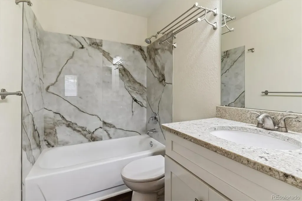 9427 W 89 Circle Broomfield CO 80021