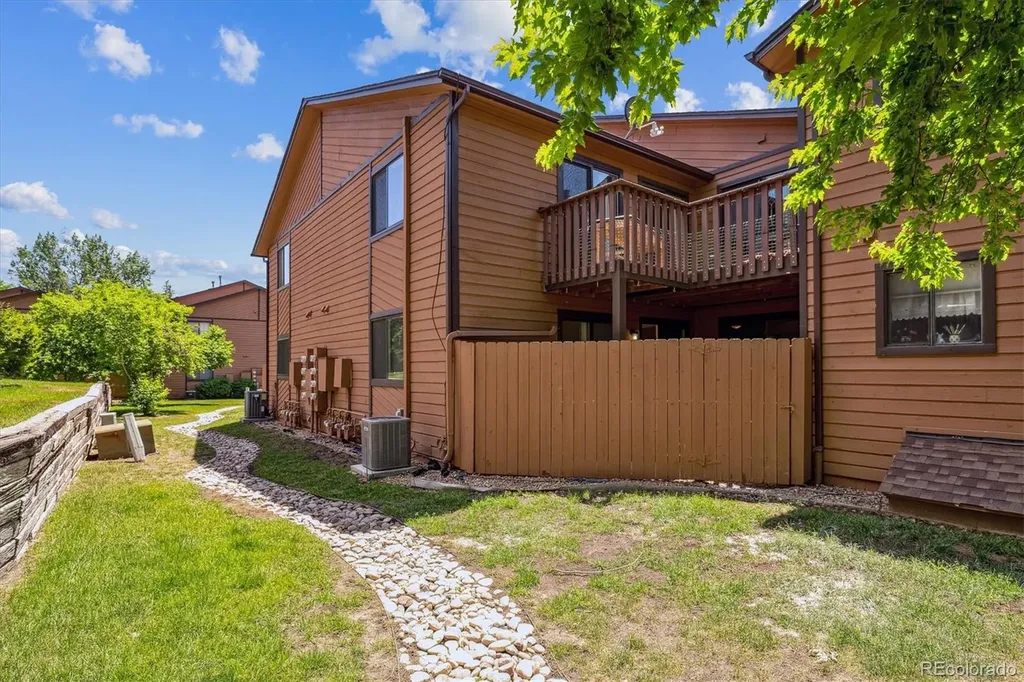 9427 W 89 Circle Broomfield CO 80021