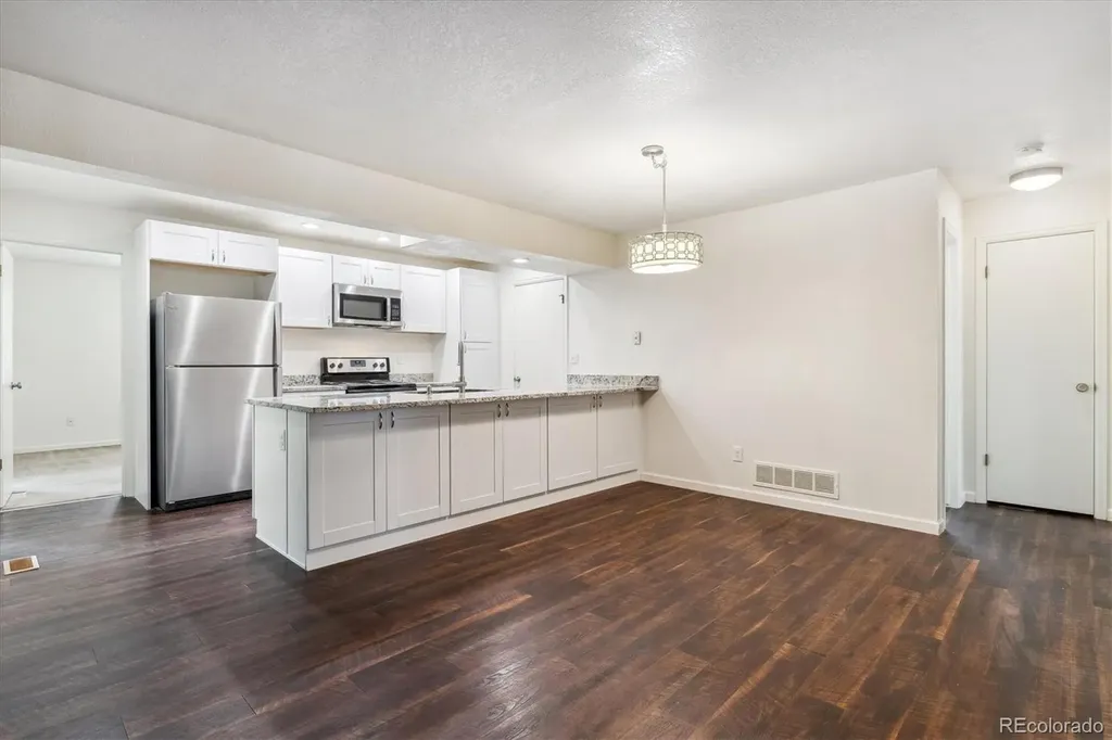 9427 W 89 Circle Broomfield CO 80021