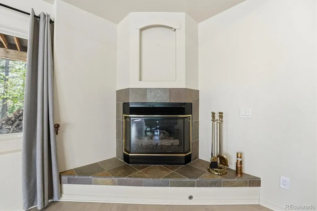 23331 Morning Rose Drive Golden CO 80401