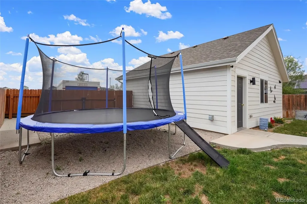 3005 Quarterland Street Strasburg CO 80136