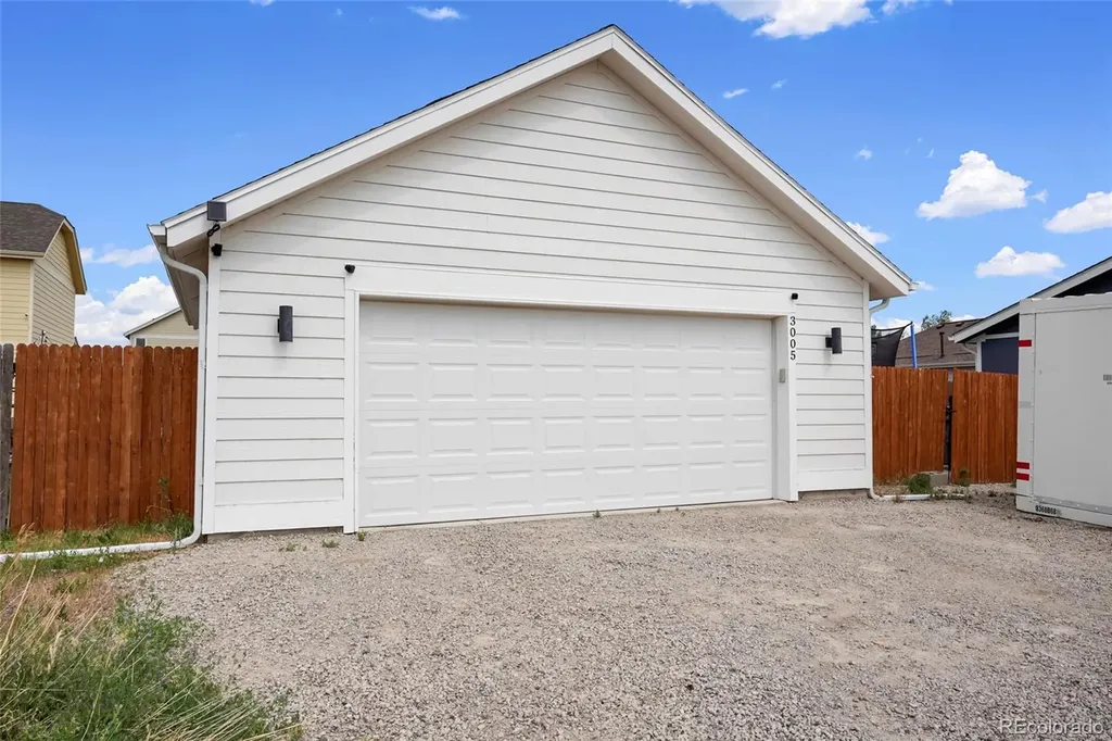 3005 Quarterland Street Strasburg CO 80136