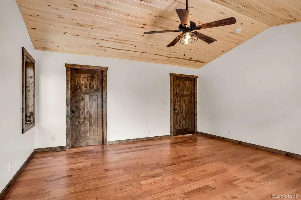 4513 County Road 323 Westcliffe CO 81252