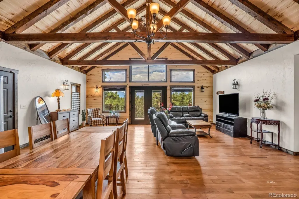 4513 County Road 323 Westcliffe CO 81252