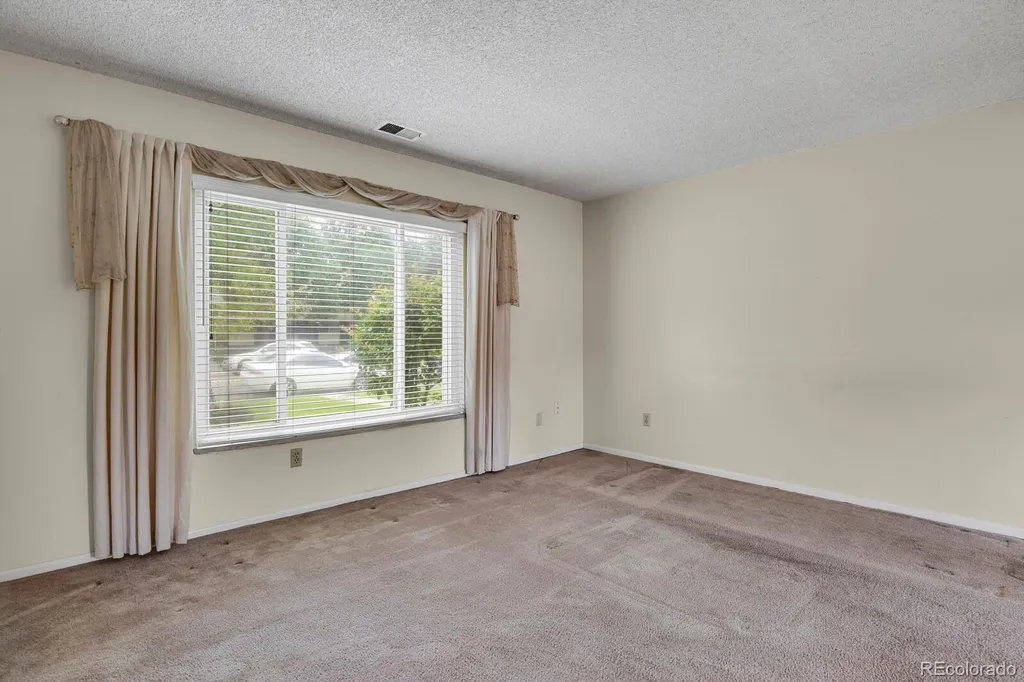 1291 S Troy Street Aurora CO 80012